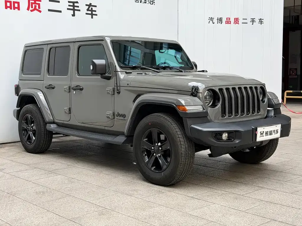 Jeep Wrangler — фото 6