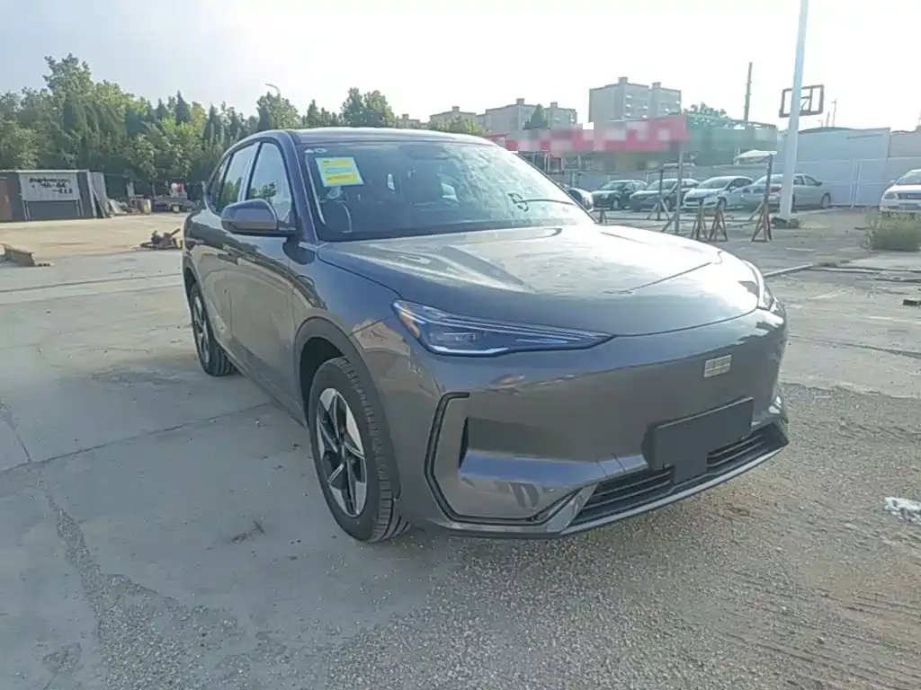 Geely Galaxy E5 — фото 10