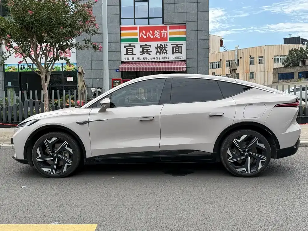 Roewe Feifan R7 — фото 7