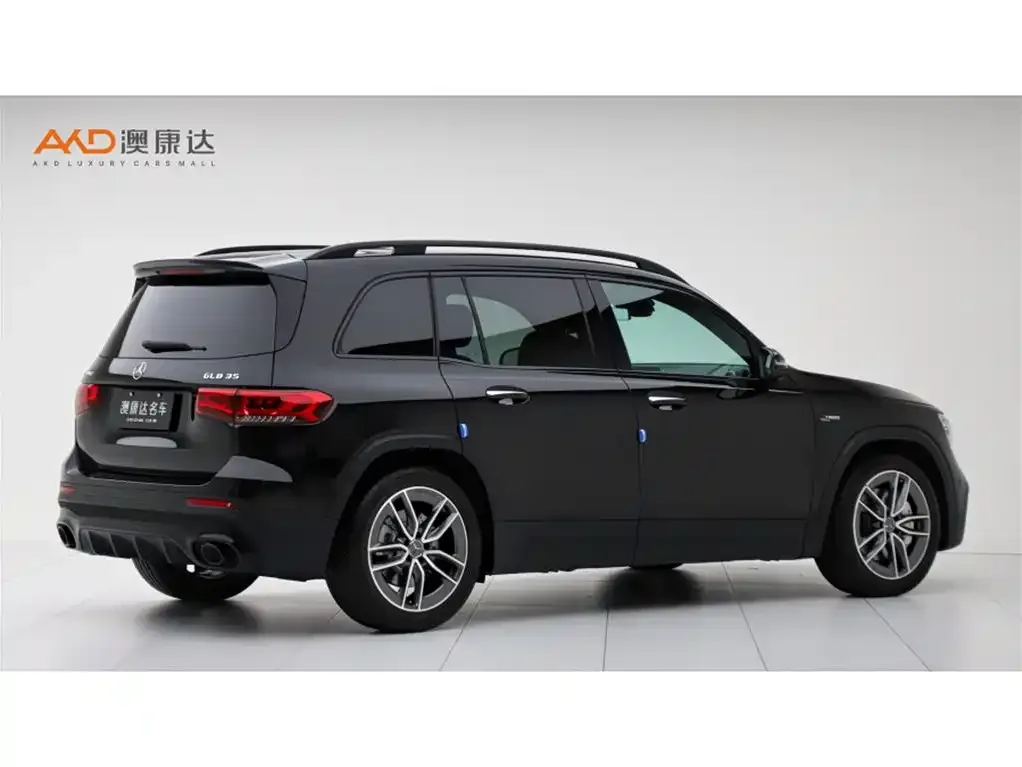 Mercedes-Benz GLB AMG — фото 5