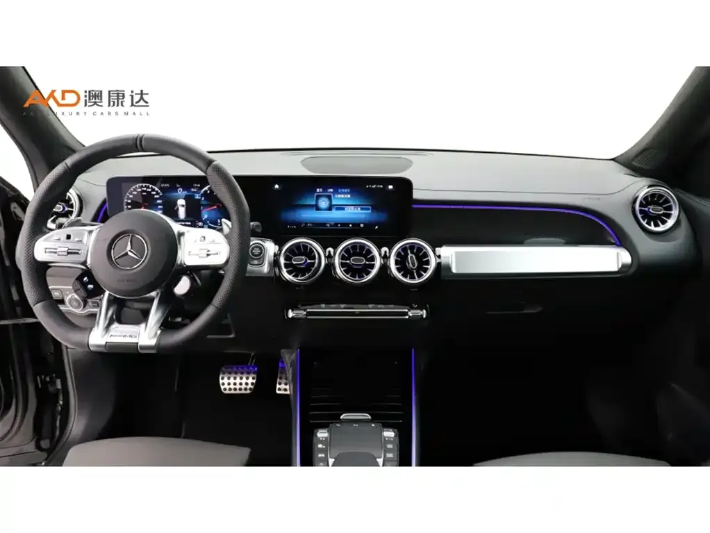 Mercedes-Benz GLB AMG — фото 6