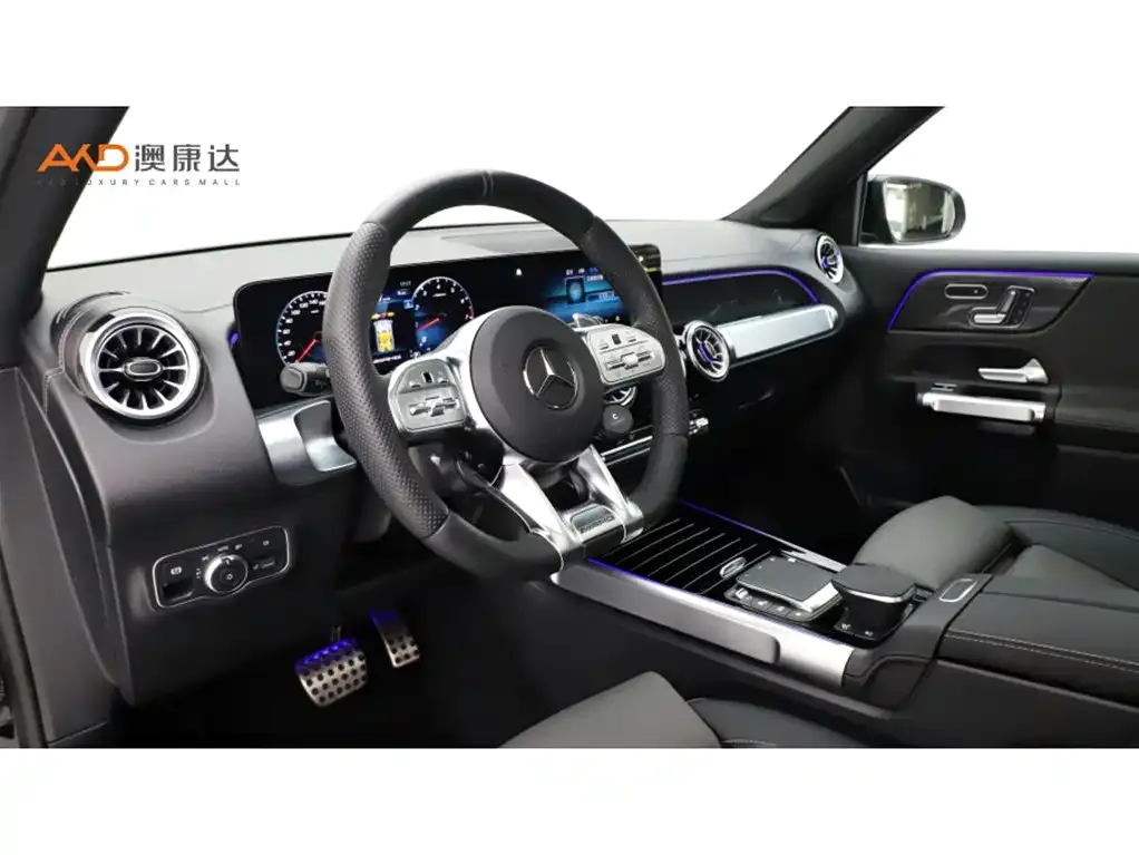 Mercedes-Benz GLB AMG — фото 9