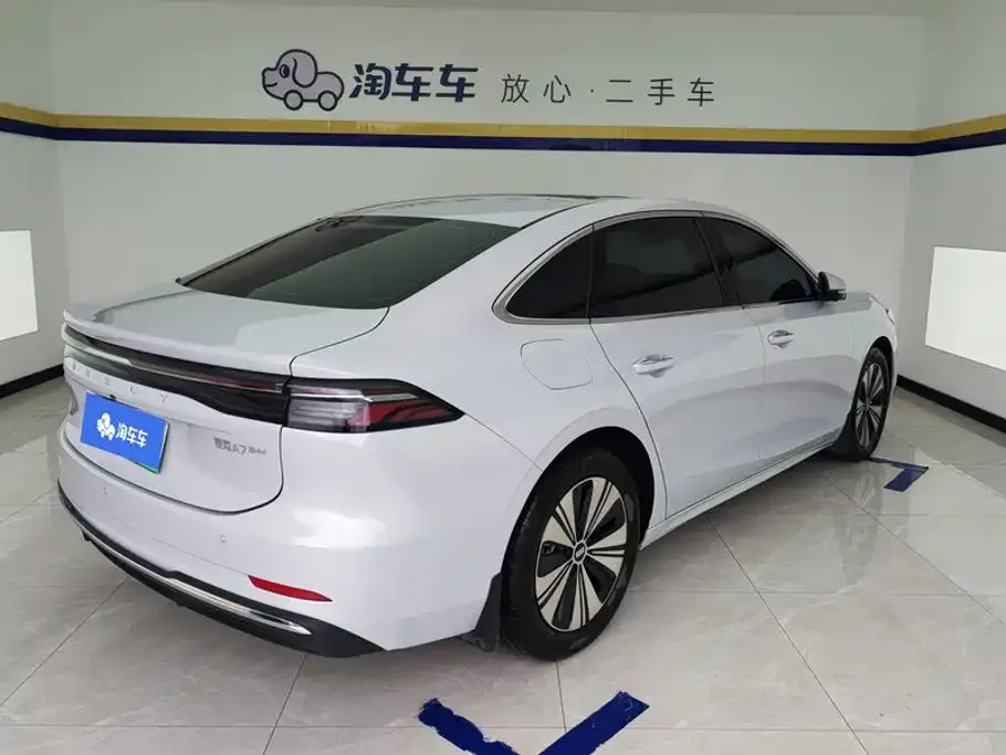 Geely Galaxy A7 EM — фото 2