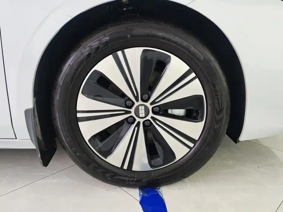 Geely Galaxy A7 EM — фото 10