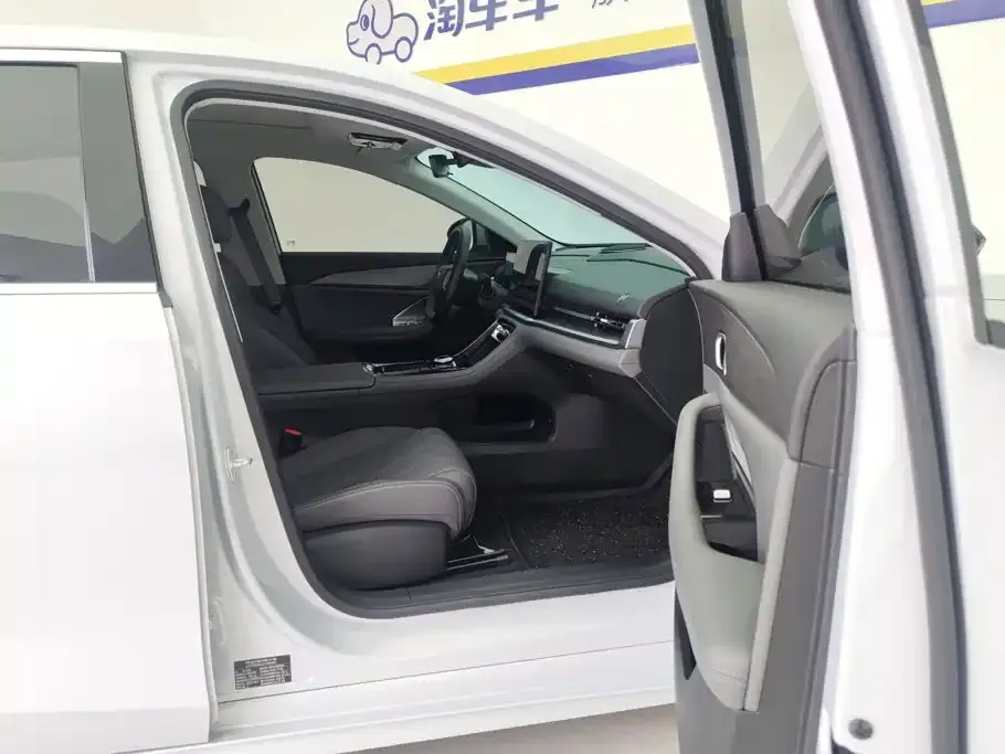 Geely Galaxy A7 EM — фото 8