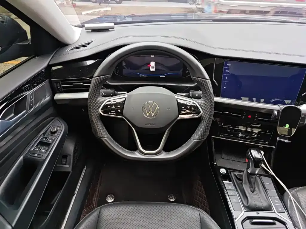 Volkswagen Passat — фото 4
