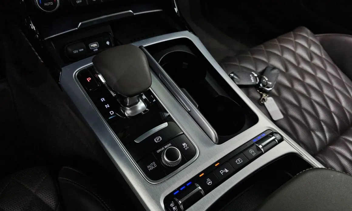 Kia Stinger — фото 10