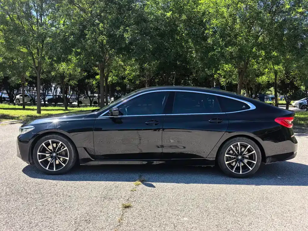 BMW 6 Series GT — фото 9