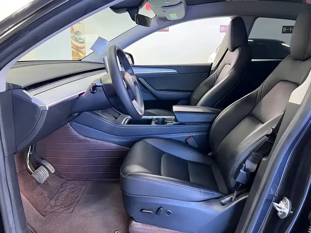 Tesla Model Y — фото 4