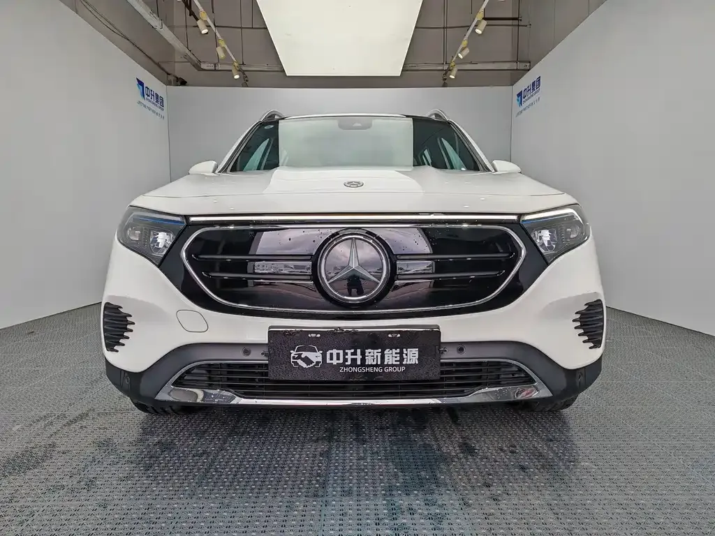 Mercedes-Benz EQB — фото 3