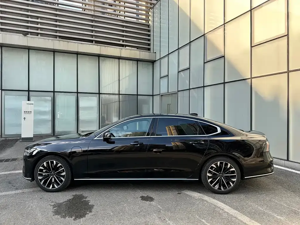 Volvo S90 PHEV — фото 2