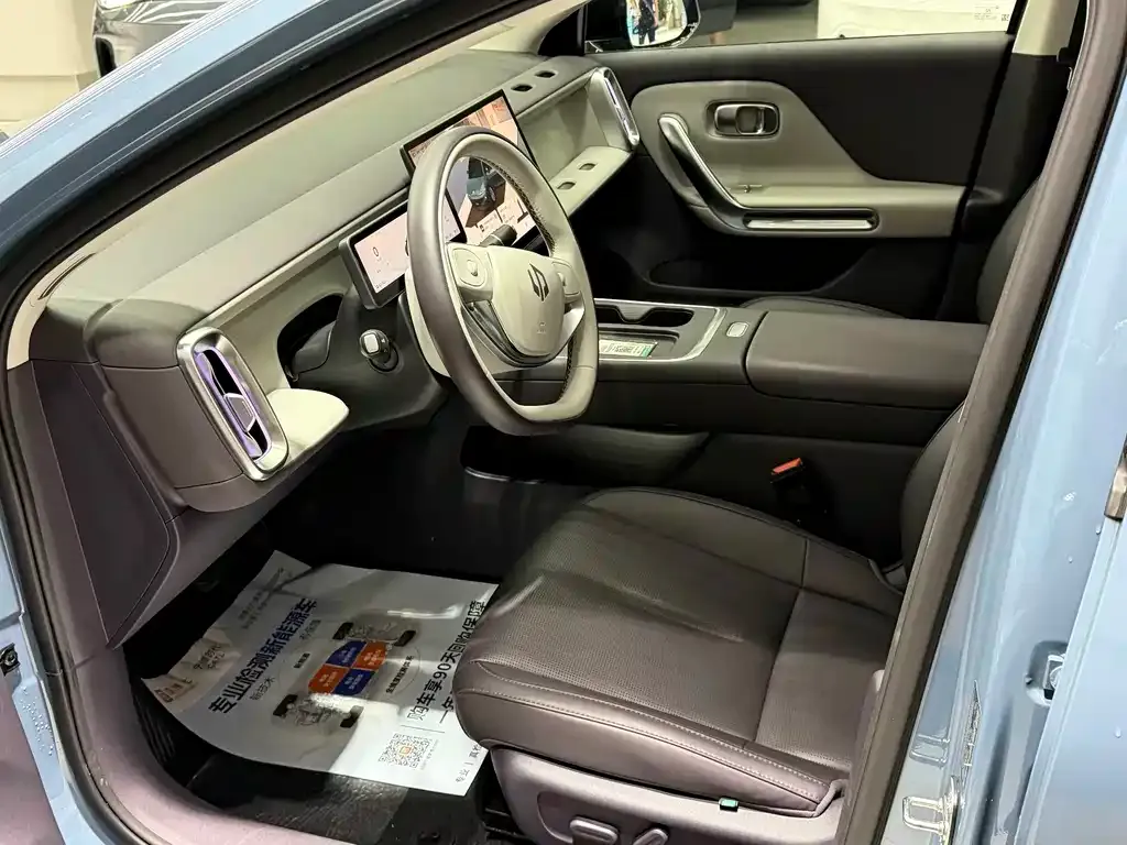 Leapmotor Leapmotor B01 — фото 8