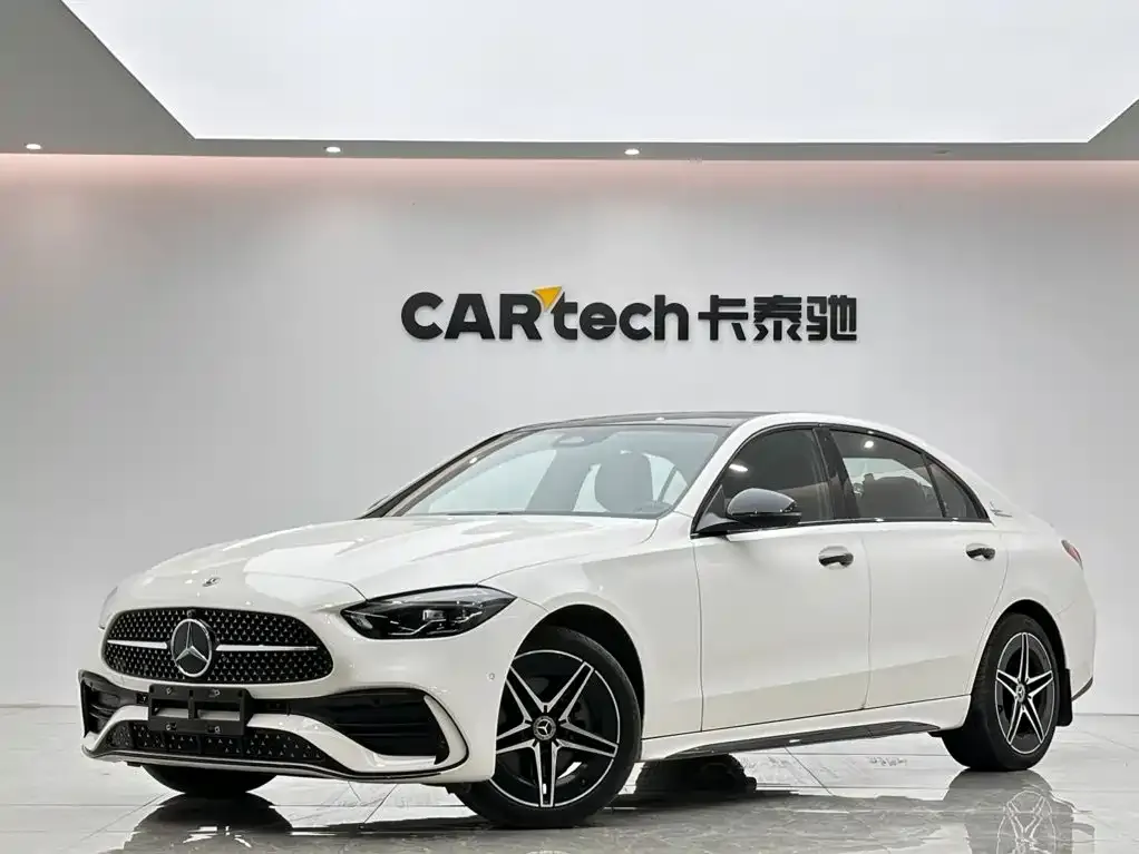 Mercedes-Benz C-Class — фото 1