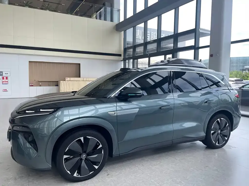 BYD Tang L — фото 2
