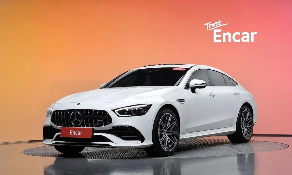 Mercedes-Benz AMG GT — фото 1