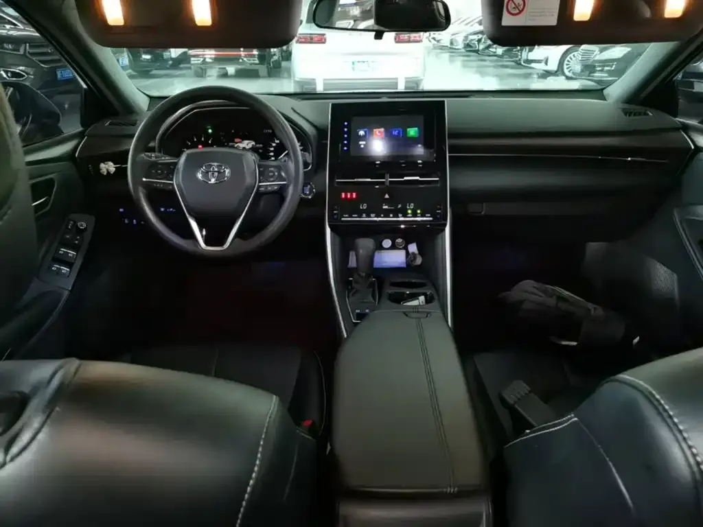 Toyota Avalon — фото 4