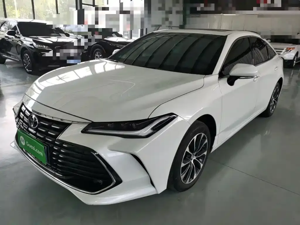 Toyota Avalon — фото 10