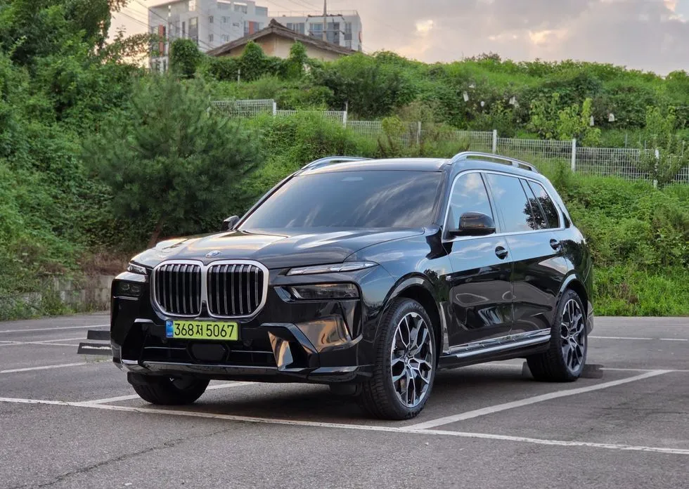 BMW X7 — фото 1