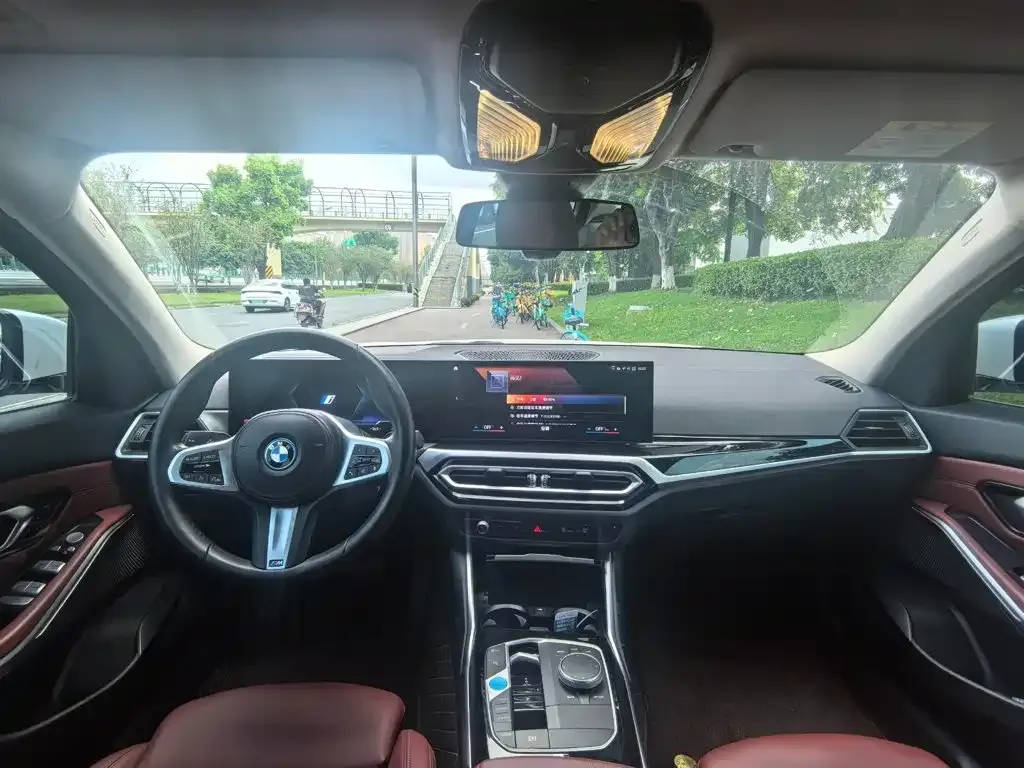 BMW i3 — фото 2