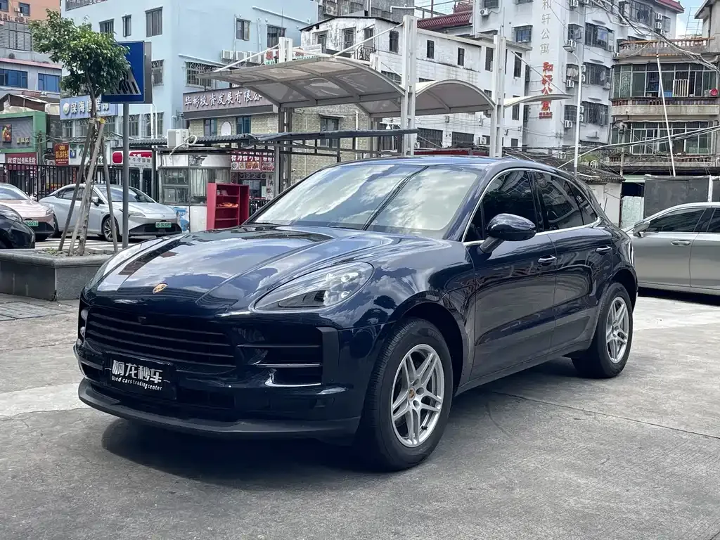 Porsche Macan — фото 1