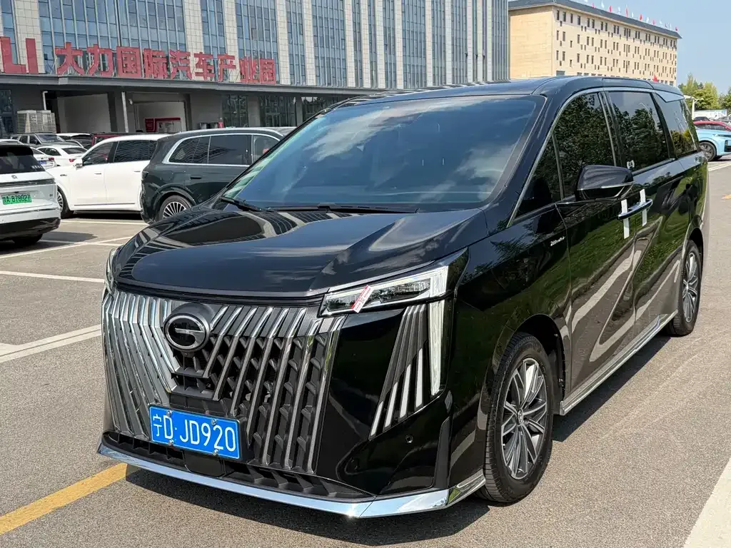 GAC Motor Trumpchi M8 — фото 9