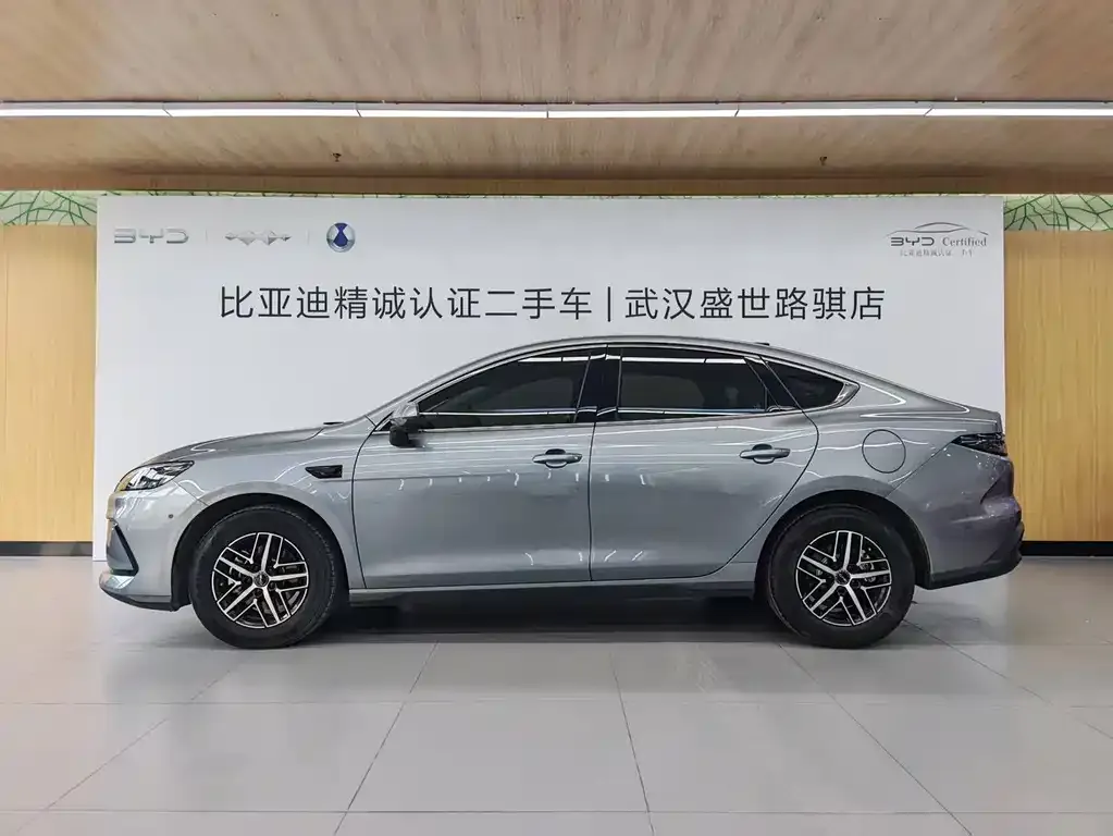 BYD Seal 05 DM-i — фото 6