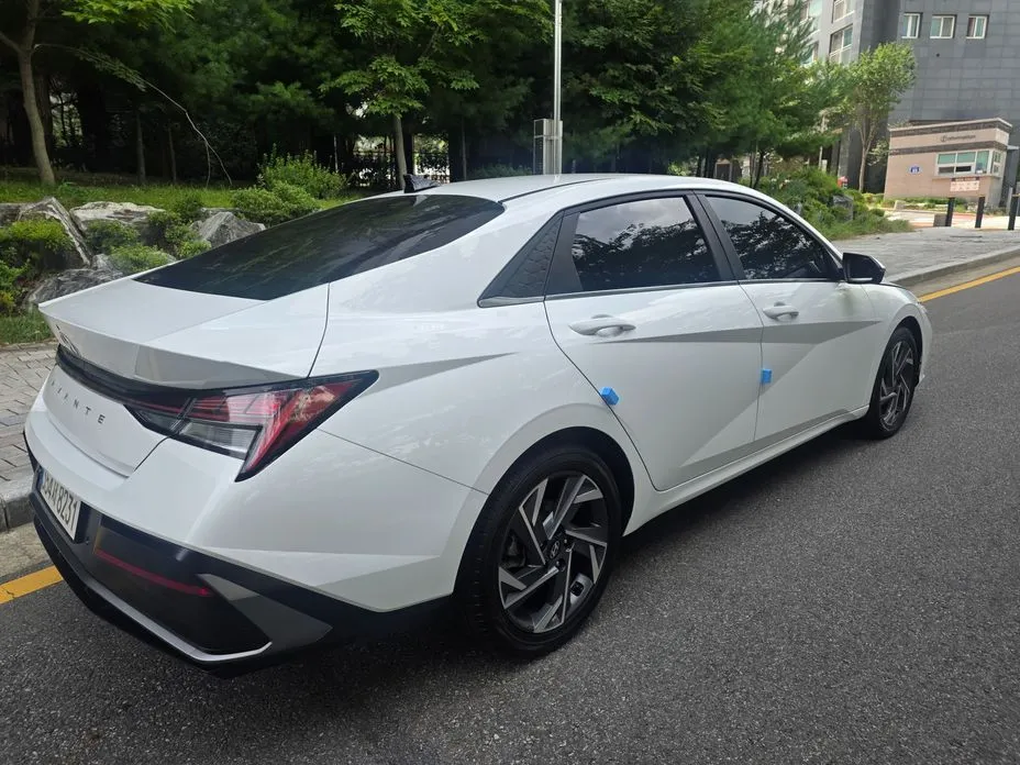 Hyundai AVANTE — фото 4