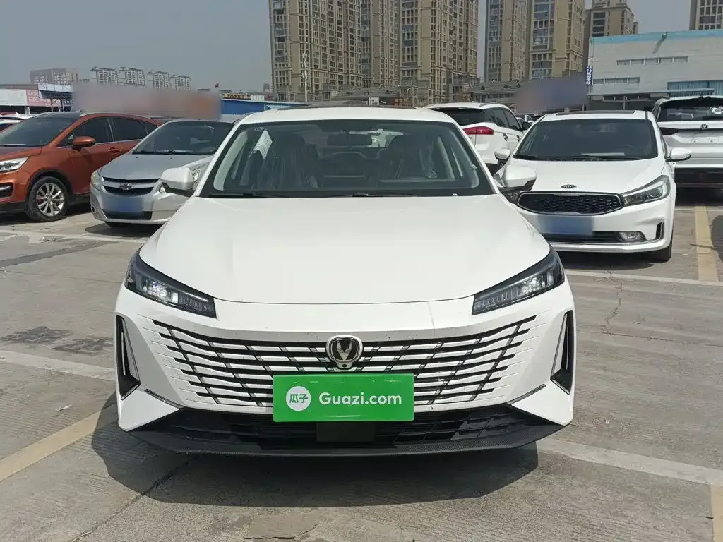 Changan Eado — фото 9