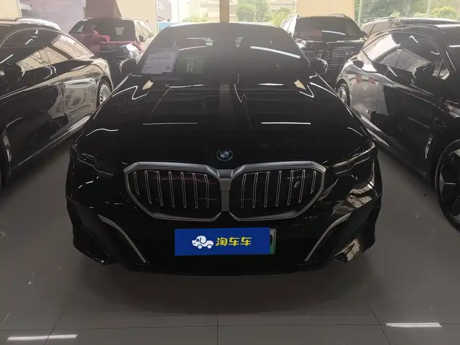 BMW i5 — фото 4