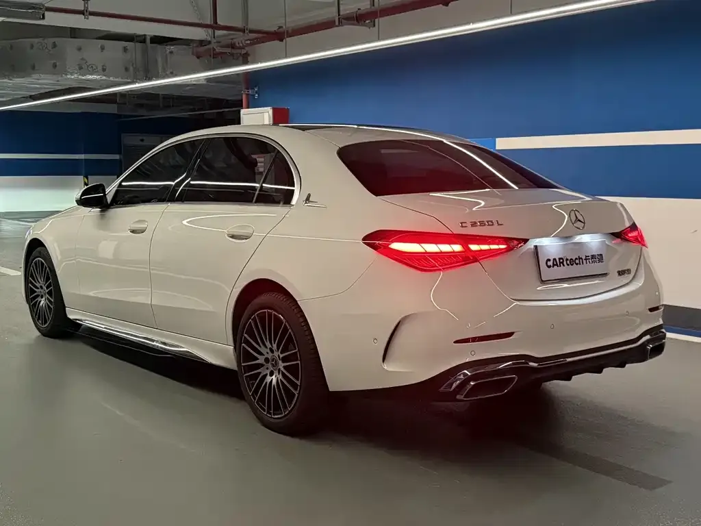 Mercedes-Benz C-Class — фото 10