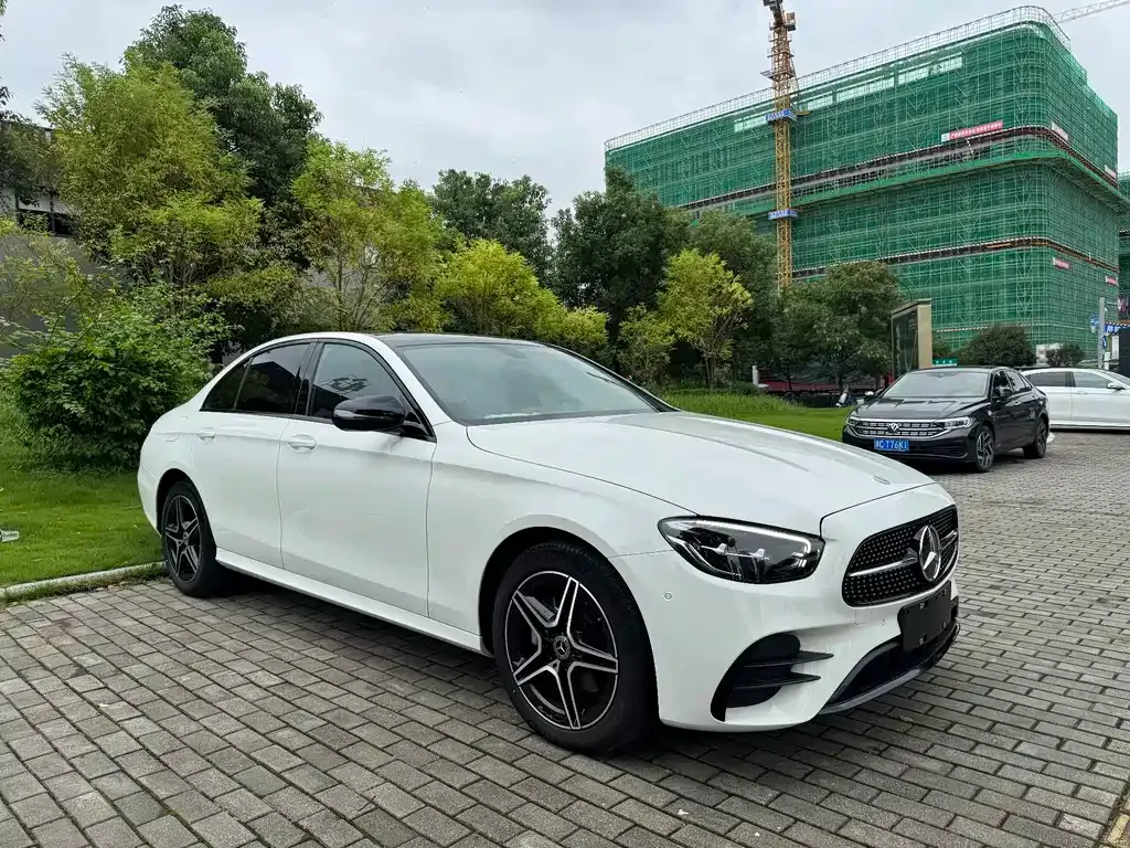 Mercedes-Benz E-Class (Import) — фото 1
