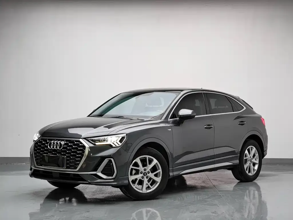 Audi Q3 Sportback — фото 1