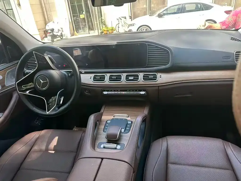 Mercedes-Benz GLE New Energy — фото 7