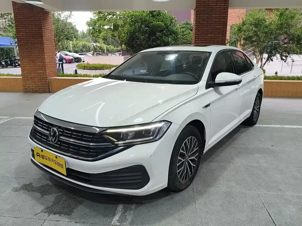 Volkswagen Sagitar — фото 1