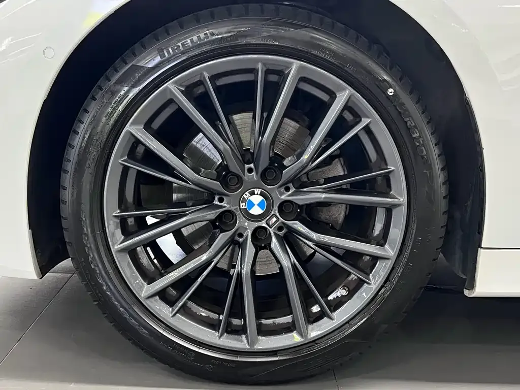 BMW 3 Series — фото 10