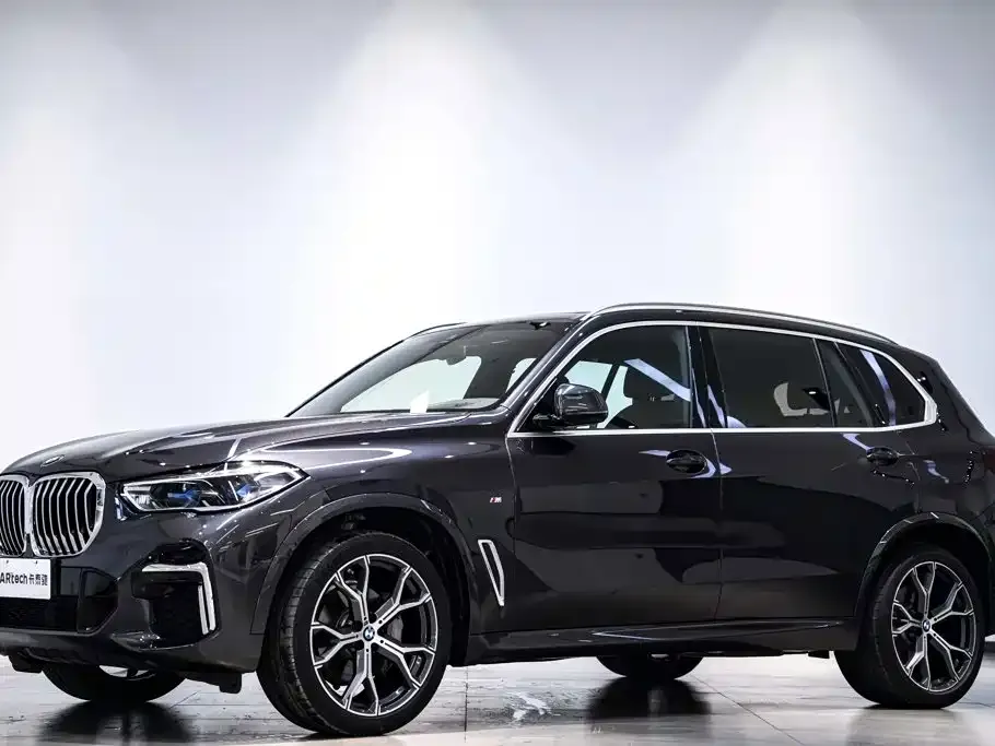 BMW X5 — фото 1