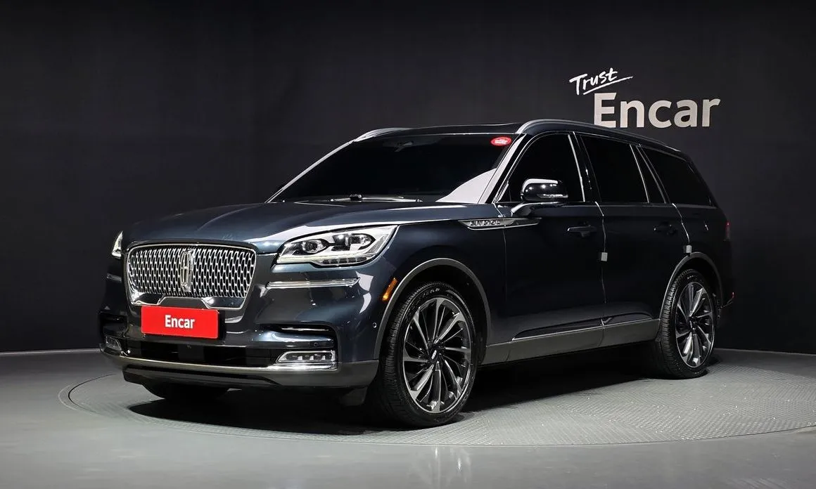 Lincoln Aviator — фото 1