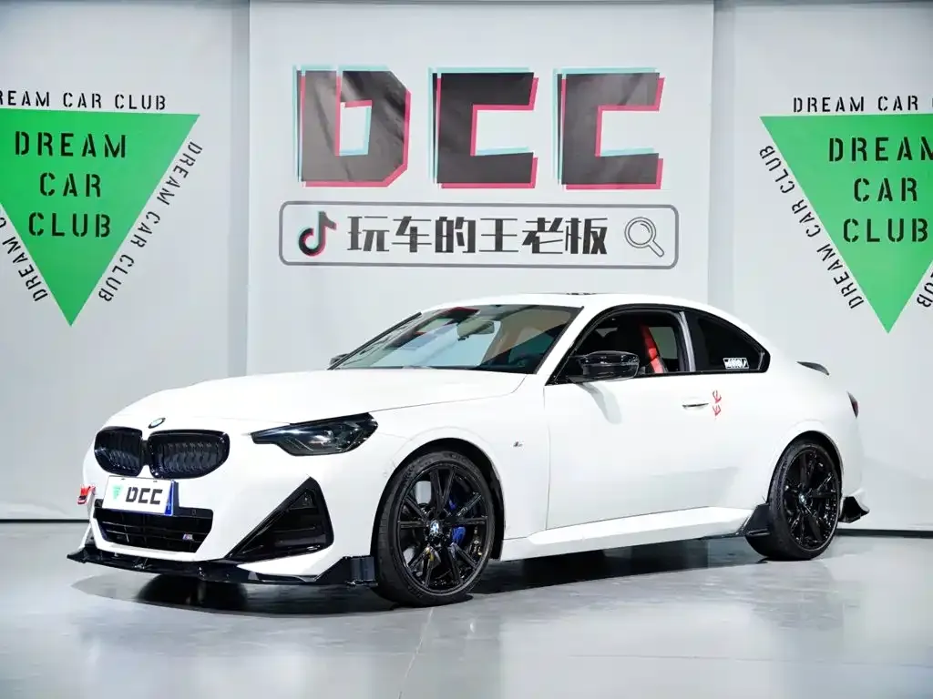 BMW M240i — фото 1