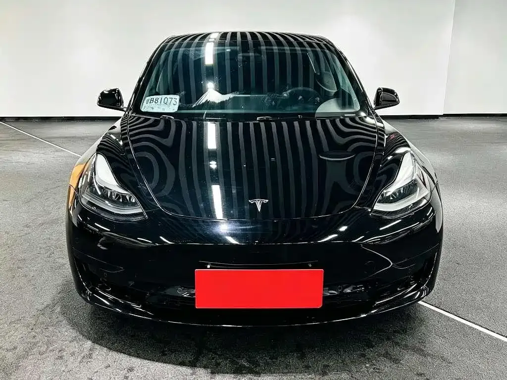 Tesla Model 3 — фото 4