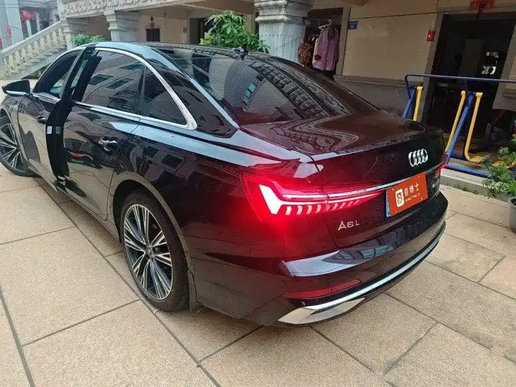 Audi A6L — фото 5