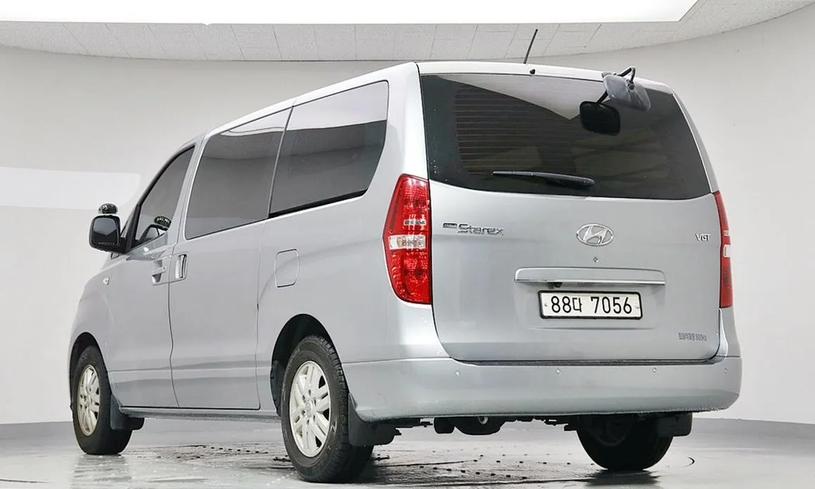 Hyundai Starex — фото 9