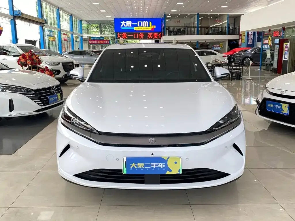 BYD Qin L — фото 6