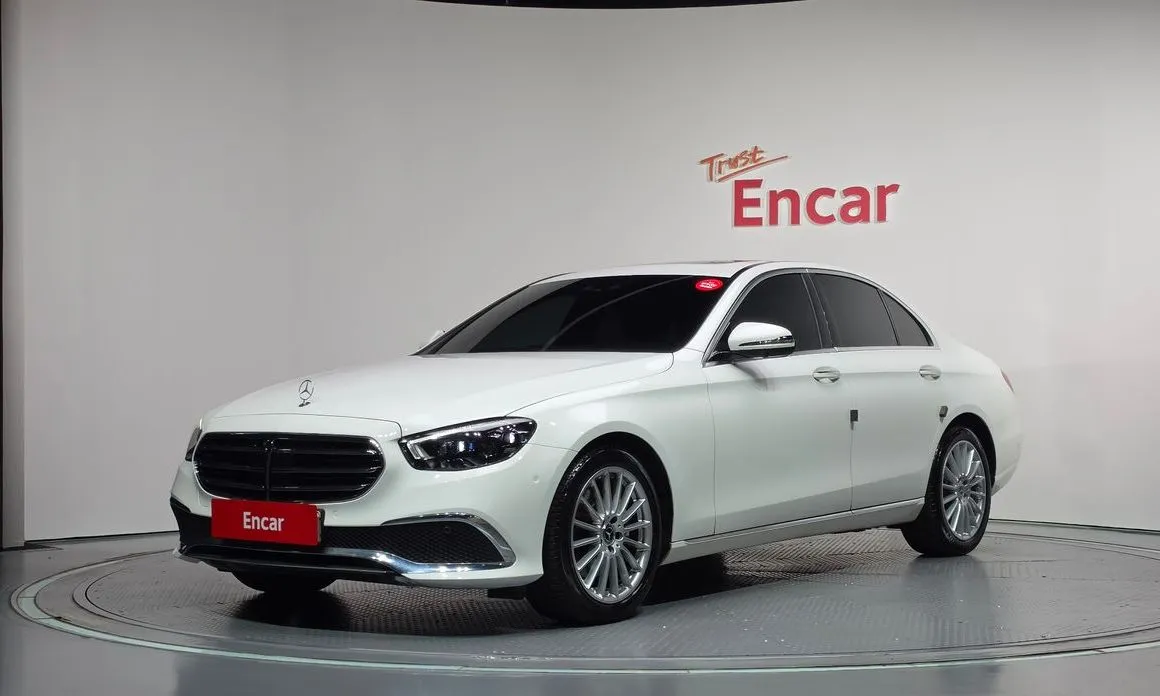 Mercedes-Benz E-Class E250 Exclusive 1