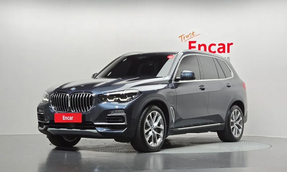 BMW X5 xDrive 45e xLine 1
