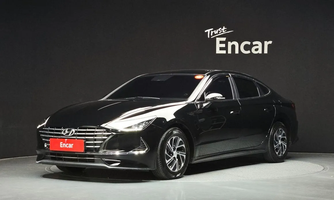Hyundai Sonata Modern 1