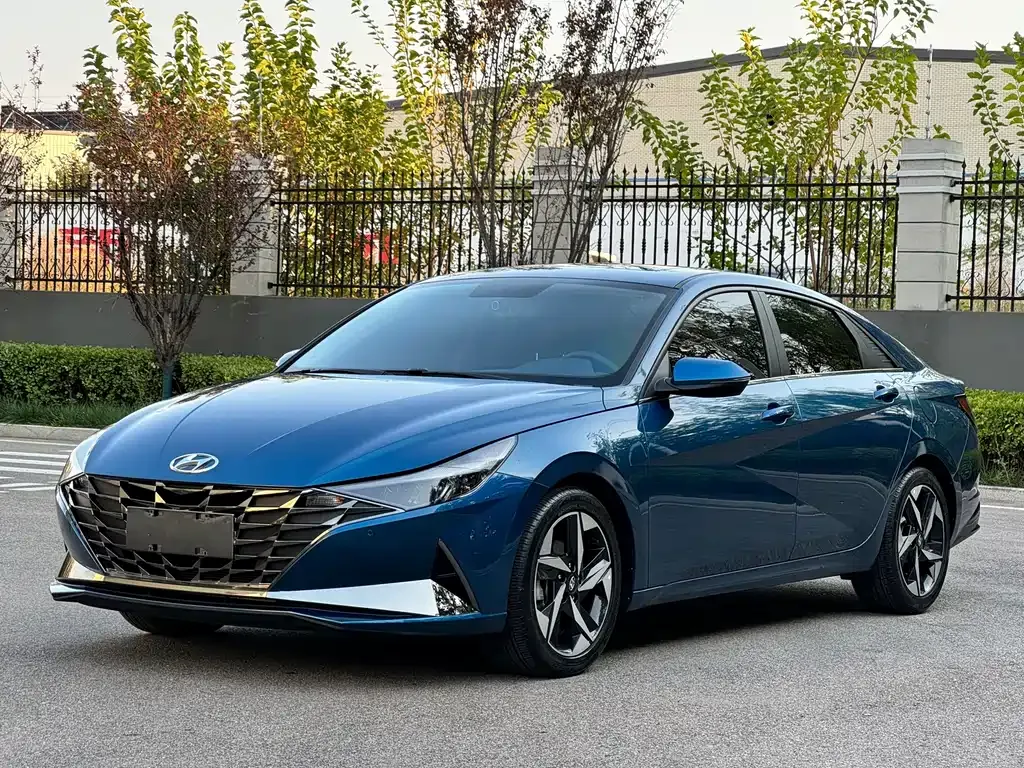 Hyundai Elantra 1.5L CVT GLX Elite 1