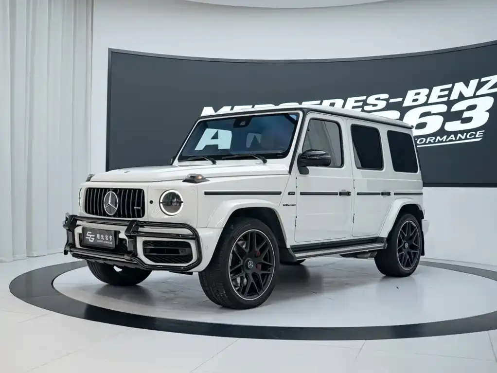 Mercedes-Benz G-Class AMG 63 1
