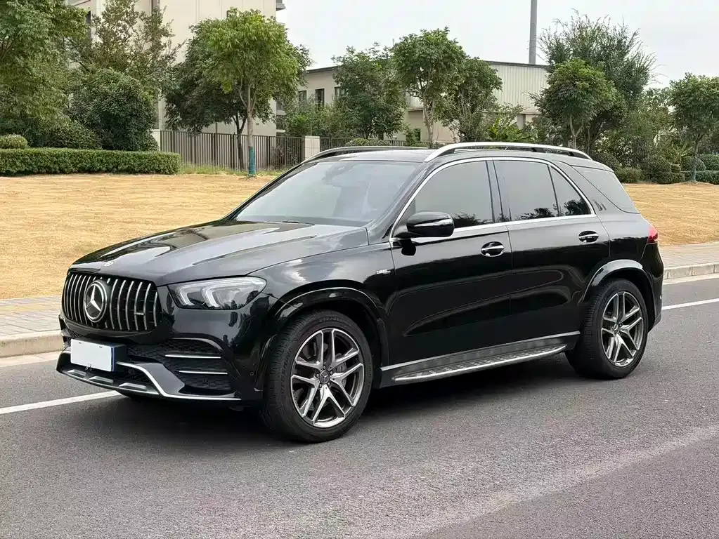 Mercedes-Benz GLE AMG 53 4MATIC+ 1