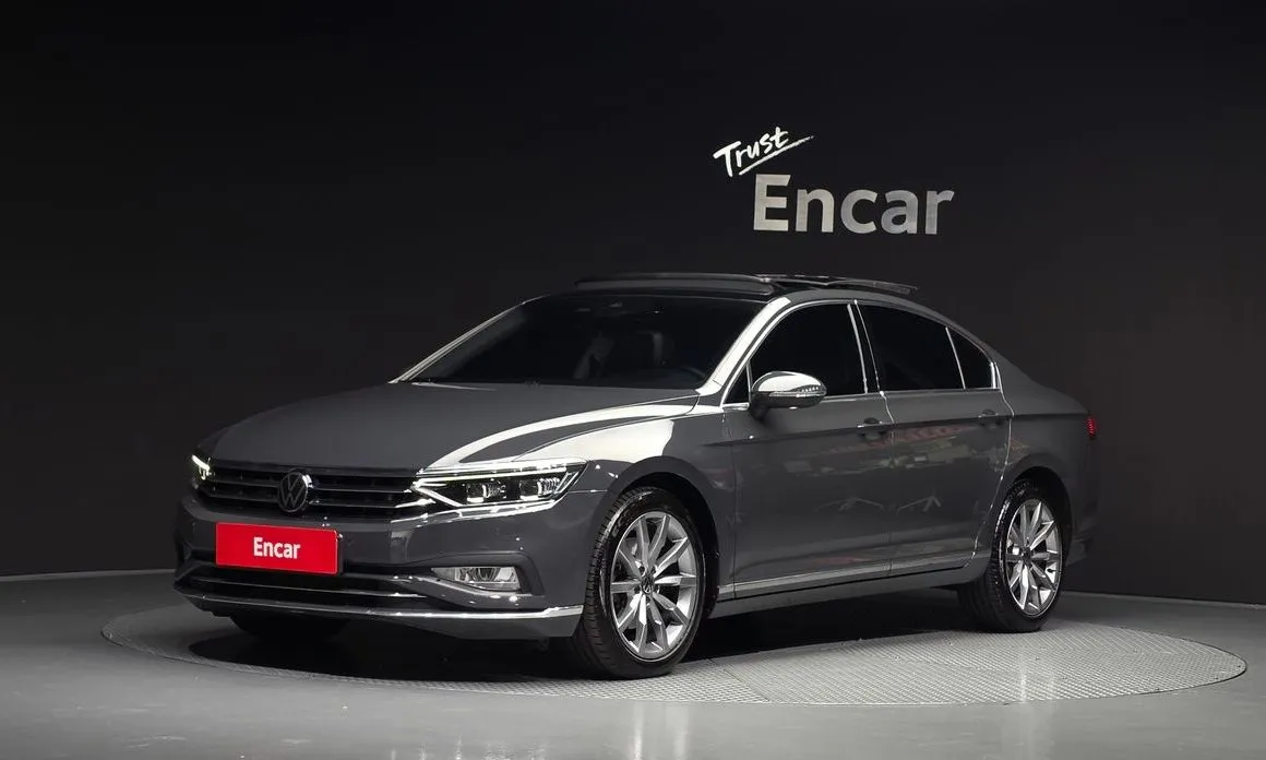 Volkswagen Passat 2.0 TDI Prestige 1
