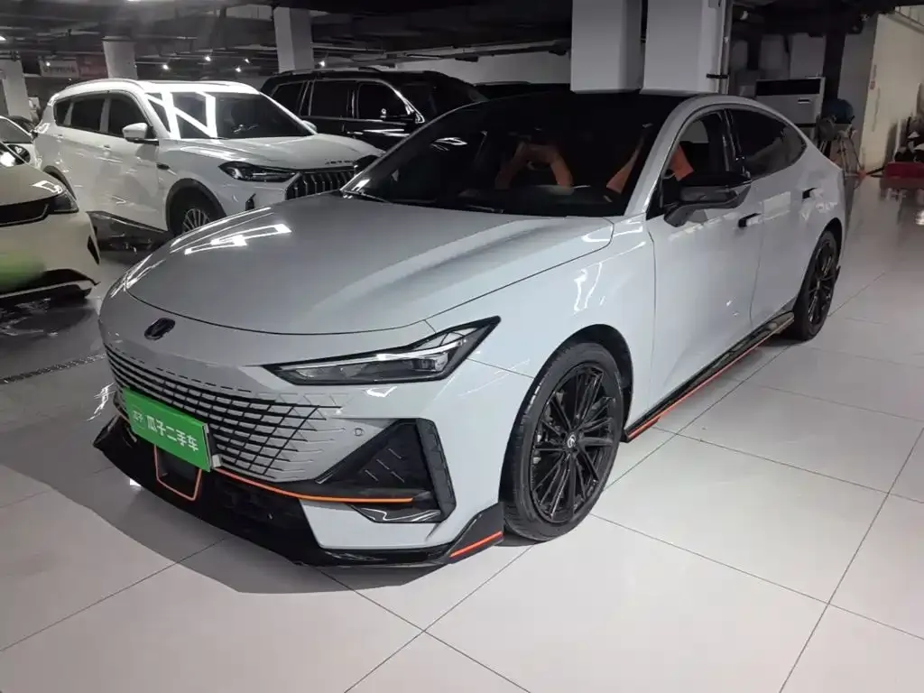 Changan UNI-V 1.5T Sport